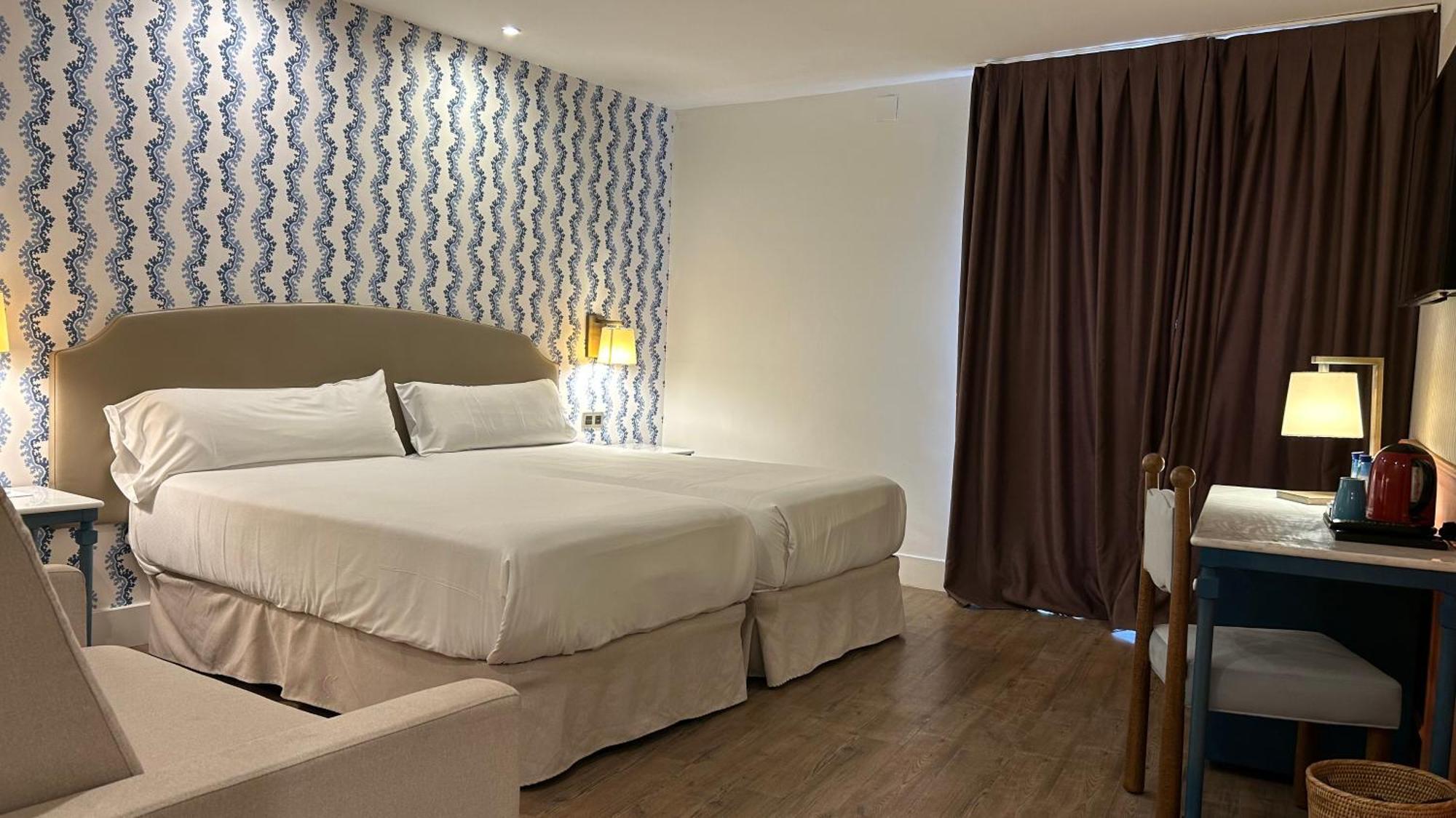 Готель Fenix Torremolinos - Adults Only Recommended Екстер'єр фото