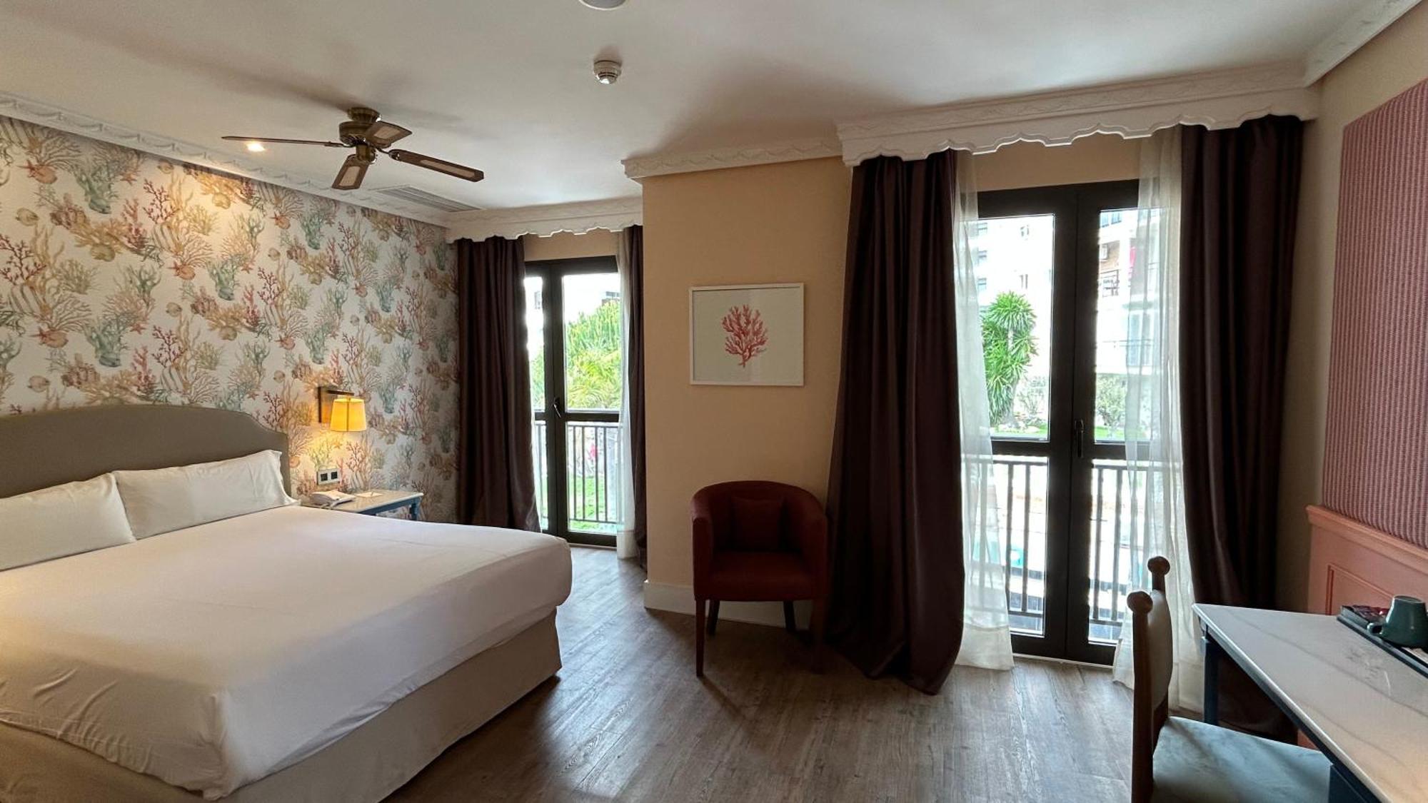 Готель Fenix Torremolinos - Adults Only Recommended Екстер'єр фото